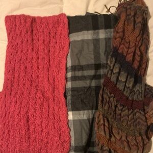 Stylish Multicolor Women's Scarves Set